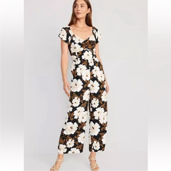 Old Navy Jumpsuit | Floral Jumpsuit - Picture 3 of 8